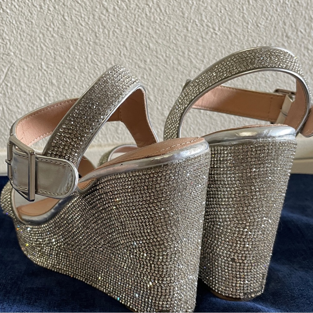 Glamorous Silver Heels With Sparkling Ankle Strap - image 5